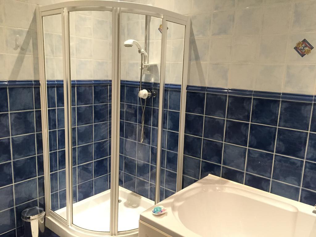 Blackburn Villa B&B Ер Екстер'єр фото