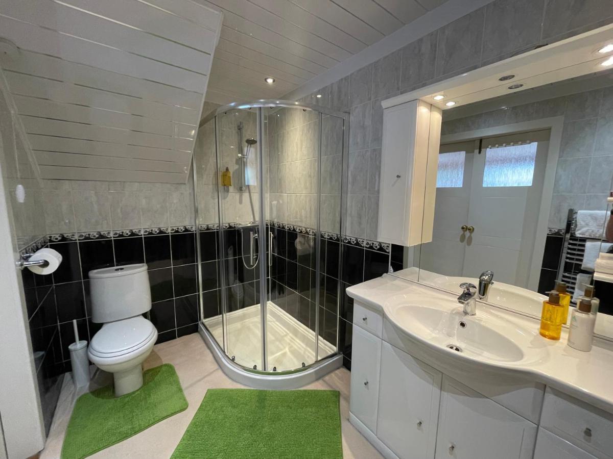 Blackburn Villa B&B Ер Екстер'єр фото
