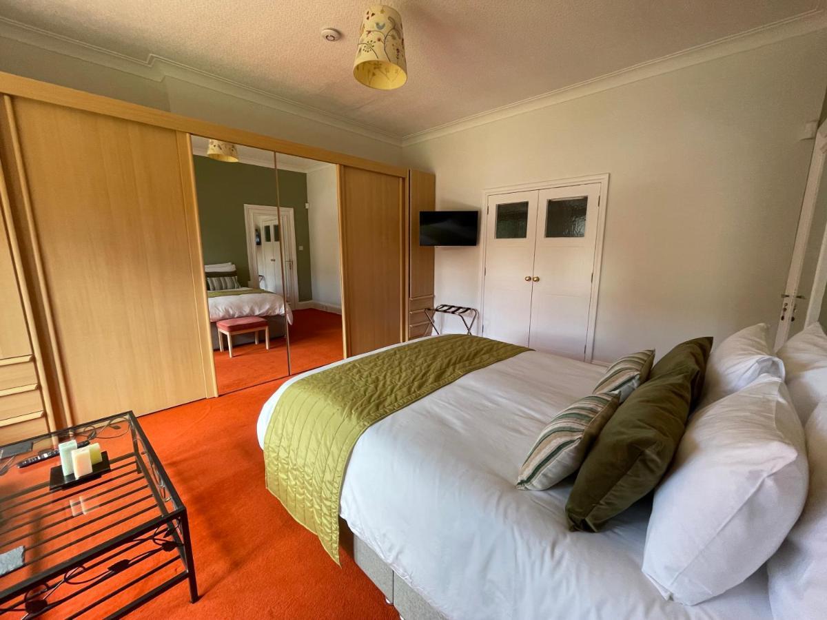 Blackburn Villa B&B Ер Екстер'єр фото