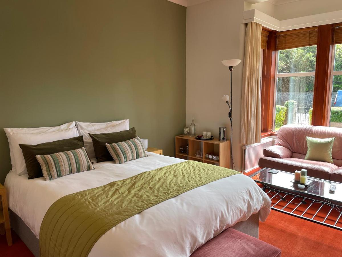 Blackburn Villa B&B Ер Екстер'єр фото