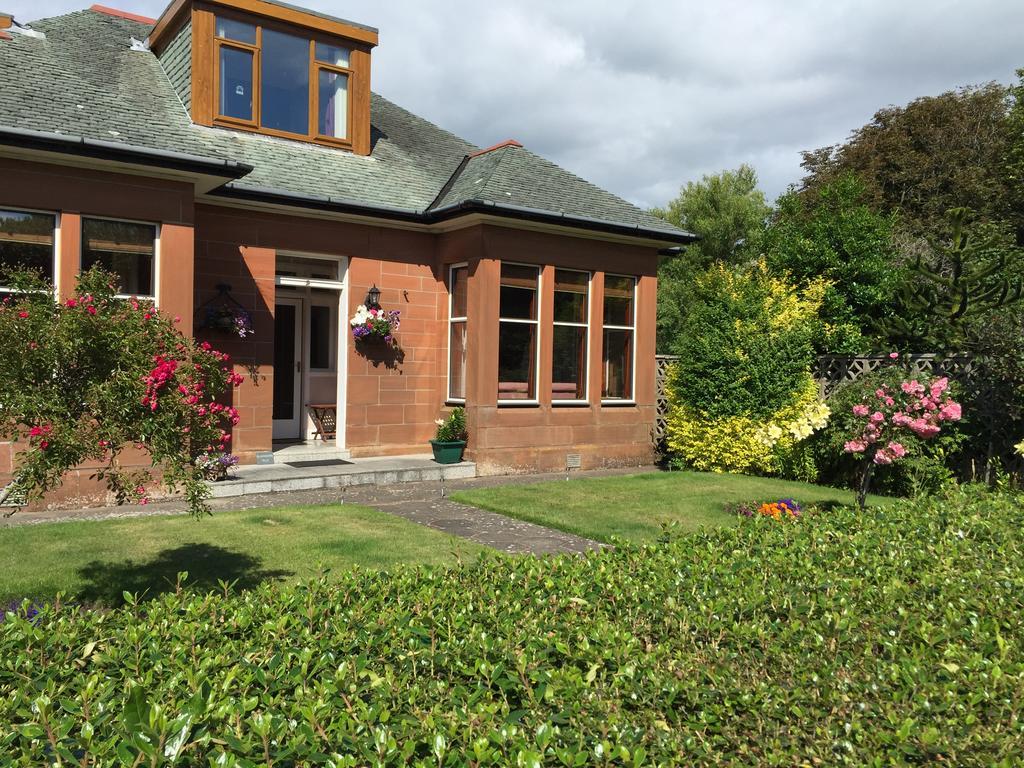 Blackburn Villa B&B Ер Екстер'єр фото