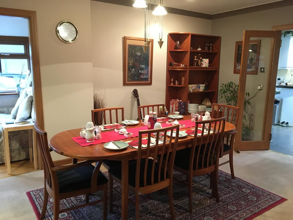 Blackburn Villa B&B Ер Екстер'єр фото