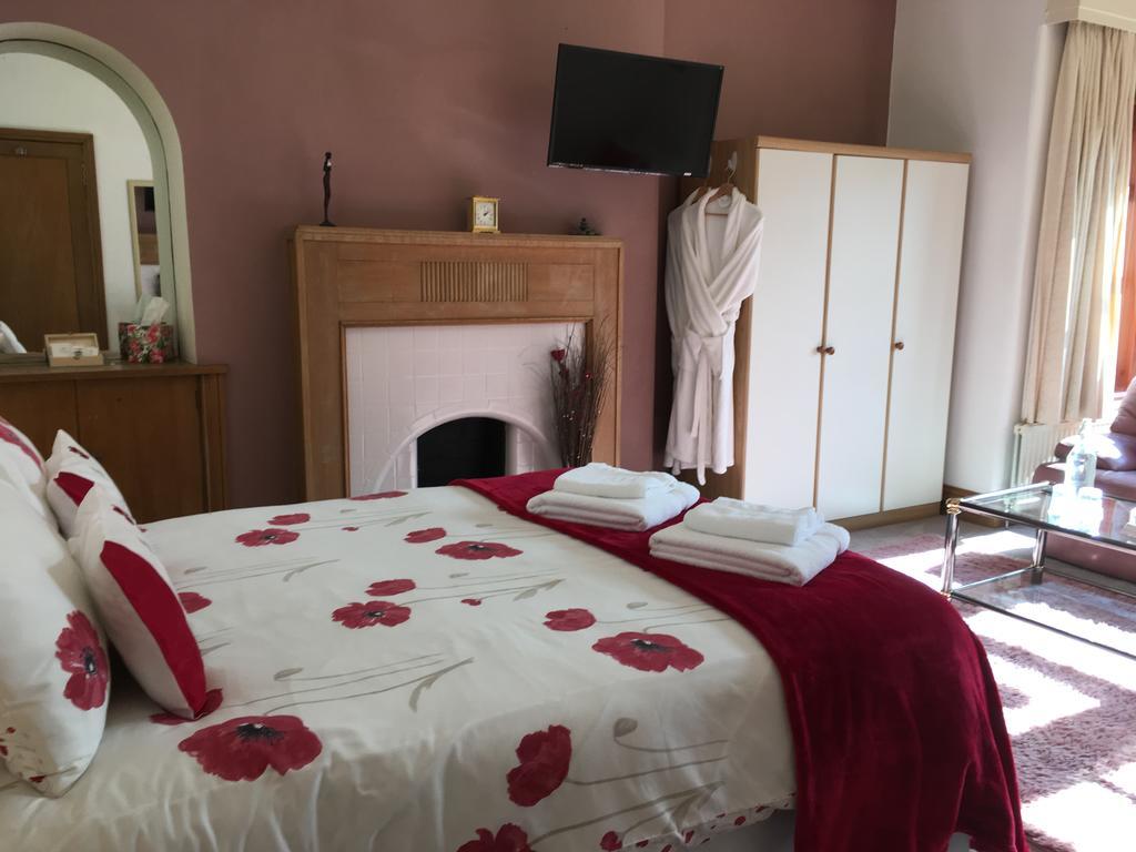 Blackburn Villa B&B Ер Екстер'єр фото